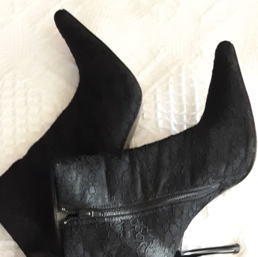 🥰👉Lace Ankle Booties!🐈‍⬛️